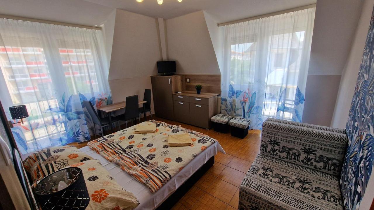 Napsugar Apartmanhaz Шиофок Экстерьер фото