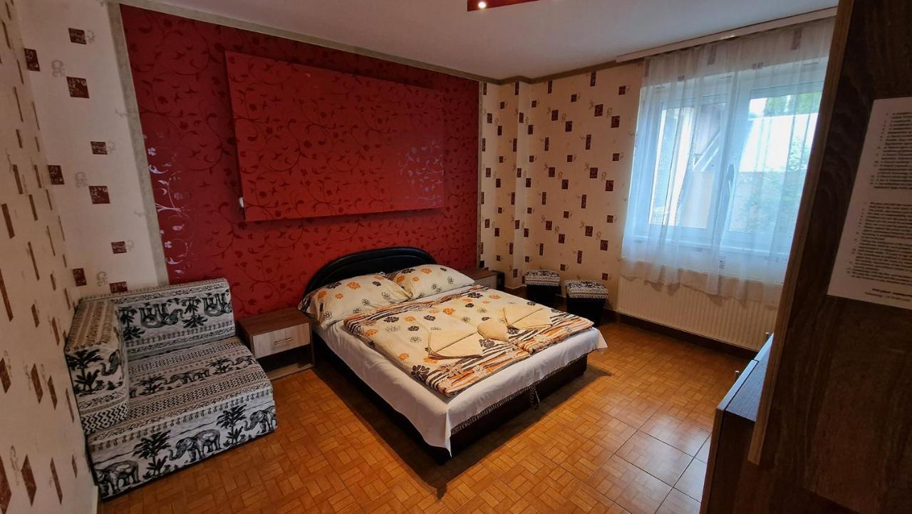 Napsugar Apartmanhaz Шиофок Экстерьер фото