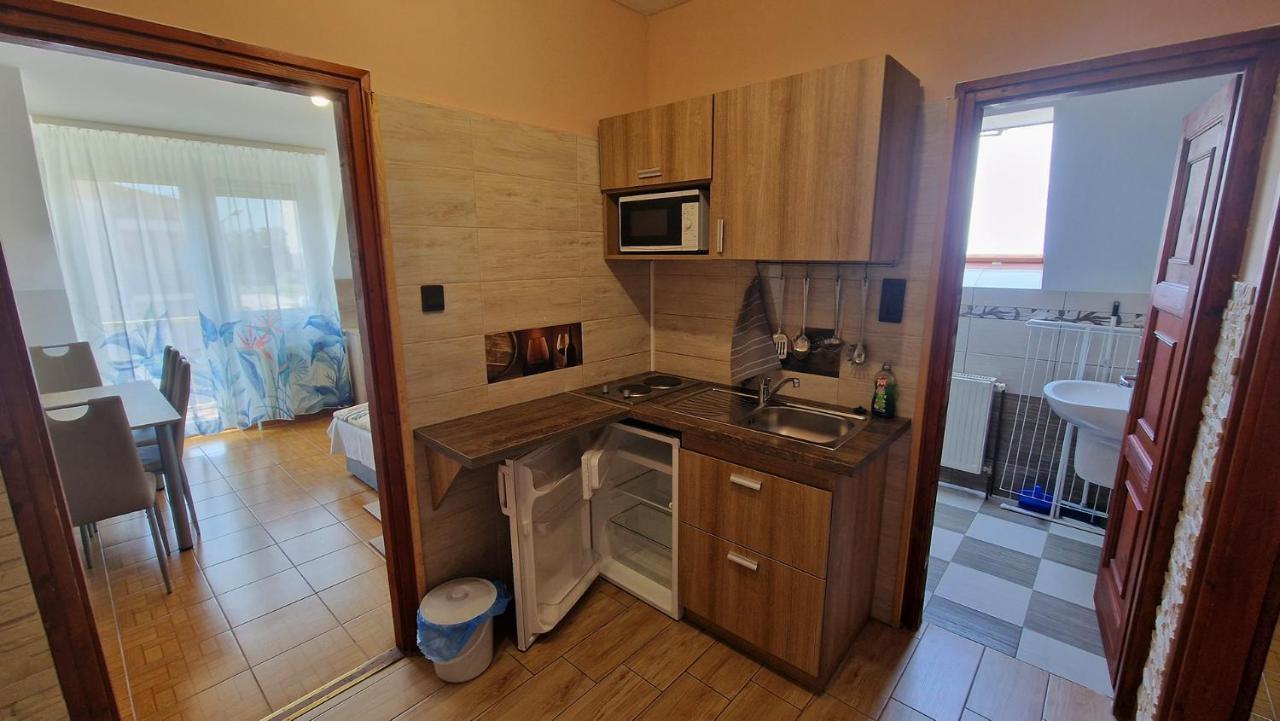 Napsugar Apartmanhaz Шиофок Экстерьер фото