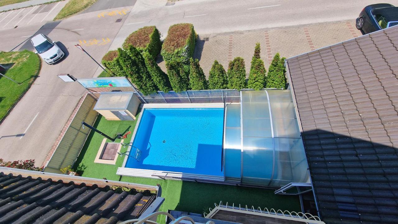 Napsugar Apartmanhaz Шиофок Экстерьер фото